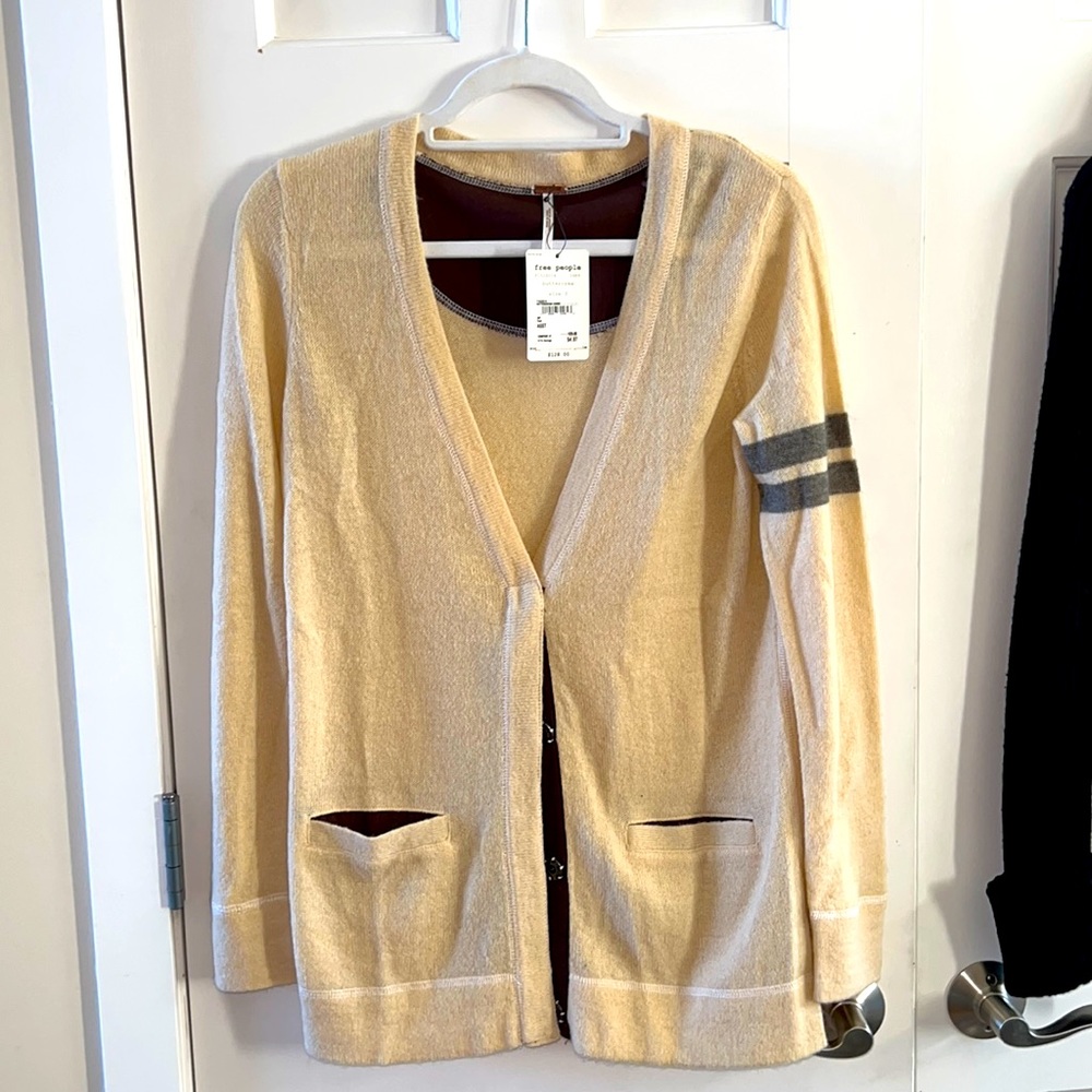 Free People Wool Blend Cardigan, NWT, perfect for fall!